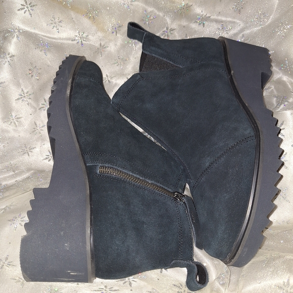 Toms Dark Suede Ankle Booties - Picture 3 of 16